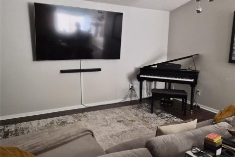 Casa en venta en Orlando, Florida, 3 dormitorios, 108.7 m2 № 2381262 - foto 4