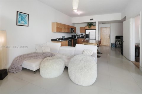 Condo in Miami, Florida, 1 bedroom  № 2062761 - photo 12