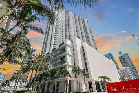 Condo in Miami, Florida, 1 bedroom  № 2062761