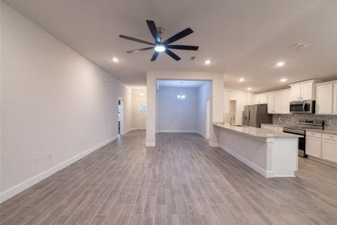 Villa ou maison à vendre à Parrish, Floride: 3 chambres, 183.02 m2 № 2412654 - photo 3