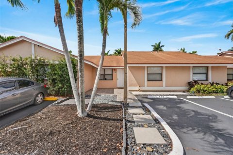 Copropriété à louer à Miami, Floride: 2 chambres, 104.98 m2 № 2041682 - photo 19