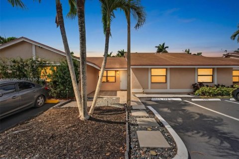 Copropriété à louer à Miami, Floride: 2 chambres, 104.98 m2 № 2041682 - photo 17