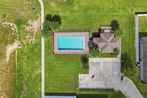 Villa ou maison à vendre à Davenport, Floride: 4 chambres, 173.54 m2 № 2429030 - photo 28