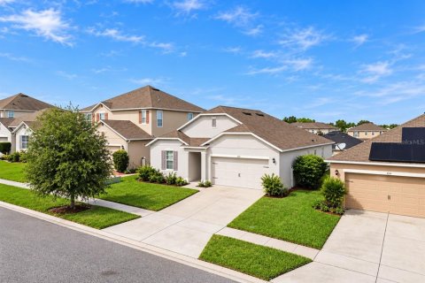Villa ou maison à vendre à Davenport, Floride: 4 chambres, 173.54 m2 № 2429030 - photo 3