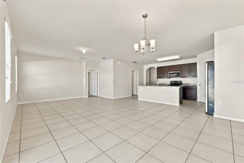 Villa ou maison à vendre à Davenport, Floride: 4 chambres, 173.54 m2 № 2429030 - photo 8