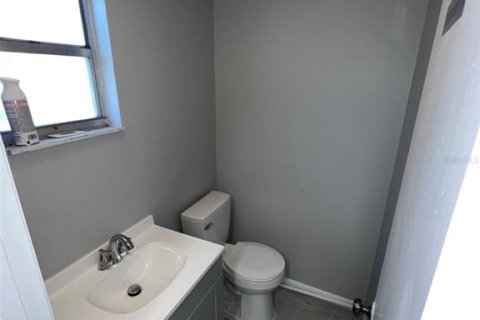 Immobilier commercial à louer à Longwood, Floride: 74.88 m2 № 1777098 - photo 8