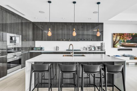 Condo in Aventura, Florida, 3 bedrooms  № 2055402 - photo 4