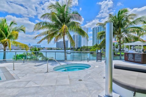 Condo in Aventura, Florida, 3 bedrooms  № 2055402 - photo 30