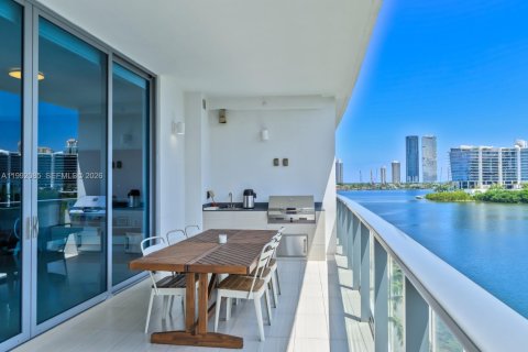 Condo in Aventura, Florida, 3 bedrooms  № 2055402 - photo 21