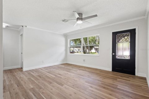 Casa en venta en Clearwater, Florida, 2 dormitorios, 92.9 m2 № 1832770 - foto 2