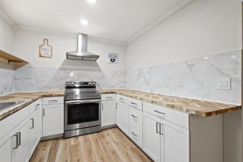 Casa en venta en Clearwater, Florida, 2 dormitorios, 92.9 m2 № 1832770 - foto 8