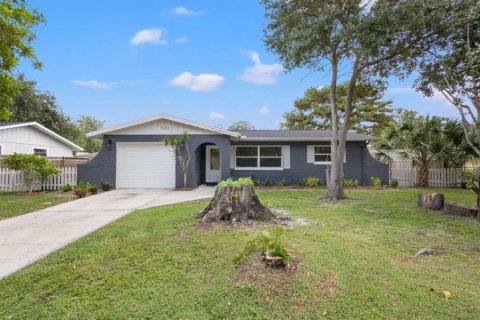 Casa en venta en Clearwater, Florida, 2 dormitorios, 92.9 m2 № 1832770 - foto 1