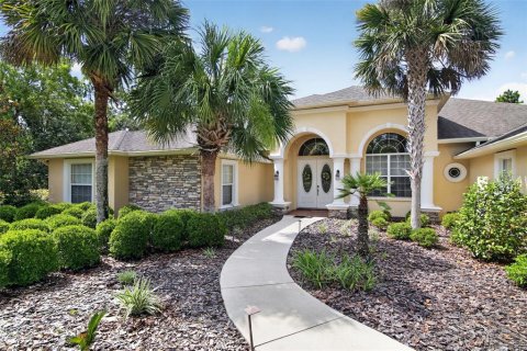 House in Beverly Hills, Florida 4 bedrooms, 300.07 sq.m. № 2229508