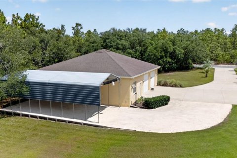 House in Beverly Hills, Florida 4 bedrooms, 300.07 sq.m. № 2229508 - photo 3