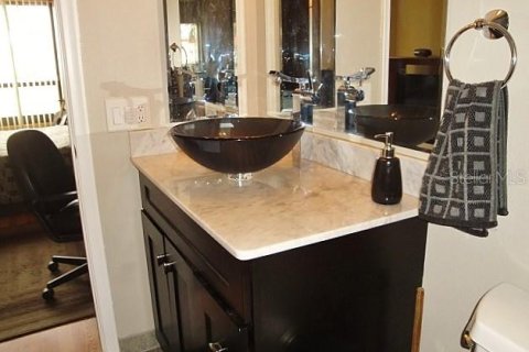Condo in Saint Petersburg, Florida, 2 bedrooms  № 878953 - photo 20