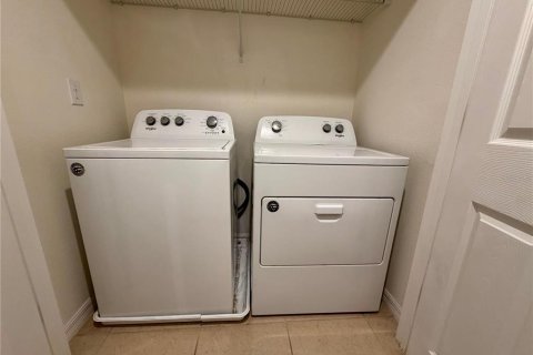 Touwnhouse à louer à Kissimmee, Floride: 3 chambres, 148.83 m2 № 2412549 - photo 18