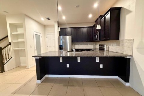 Touwnhouse à louer à Kissimmee, Floride: 3 chambres, 148.83 m2 № 2412549 - photo 4