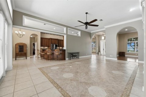 Casa en venta en Winter Haven, Florida, 5 dormitorios, 354.14 m2 № 2229728 - foto 13