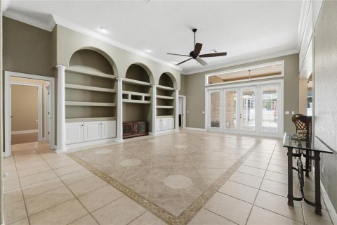 Casa en venta en Winter Haven, Florida, 5 dormitorios, 354.14 m2 № 2229728 - foto 9