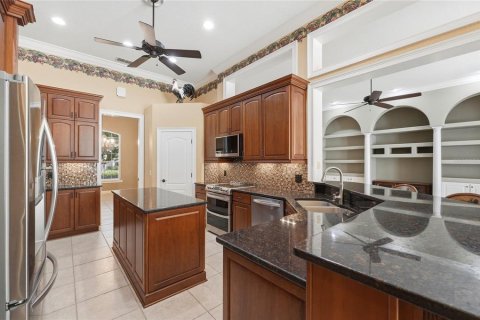Casa en venta en Winter Haven, Florida, 5 dormitorios, 354.14 m2 № 2229728 - foto 17