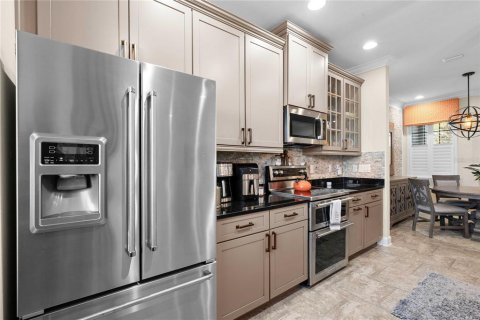 Adosado en venta en Wesley Chapel, Florida, 3 dormitorios, 162.39 m2 № 1884498 - foto 12