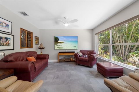 Casa en venta en Gulfport, Florida, 3 dormitorios, 168.52 m2 № 1856481 - foto 18