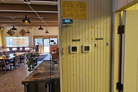 Купить коммерческую недвижимость в Лейкленд, Флорида 296.54м2, № 2141104 - фото 18