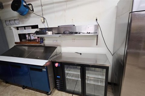 Купить коммерческую недвижимость в Лейкленд, Флорида 296.54м2, № 2141104 - фото 25