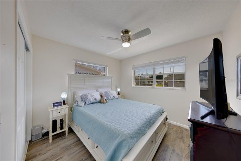 Villa ou maison à vendre à Pinellas Park, Floride: 2 chambres, 71.53 m2 № 2222314 - photo 13