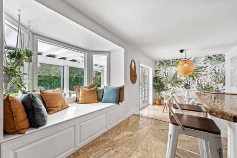 Casa en alquiler en Pinecrest, Florida, 5 dormitorios, 266.54 m2 № 1969362 - foto 14
