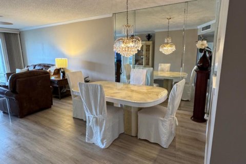 Condo in Boynton Beach, Florida, 2 bedrooms  № 2249433 - photo 21