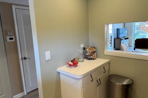 Condo in Boynton Beach, Florida, 2 bedrooms  № 2249433 - photo 5