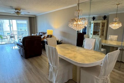 Condo in Boynton Beach, Florida, 2 bedrooms  № 2249433 - photo 23