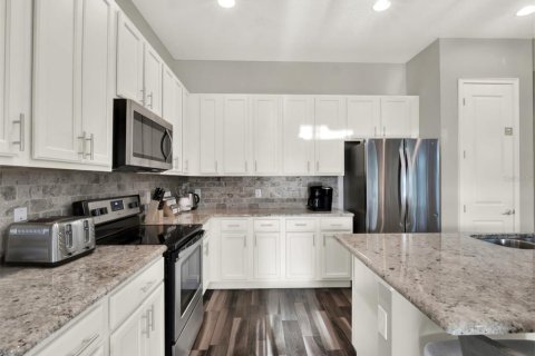 House in Four Corners, Florida 5 bedrooms, 239.41 sq.m. № 1631099 - photo 20