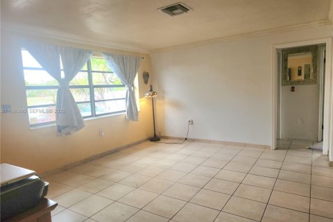 Купить виллу или дом в Холливуд, Флорида 3 спальни, 132.48м2, № 1990125 - фото 4