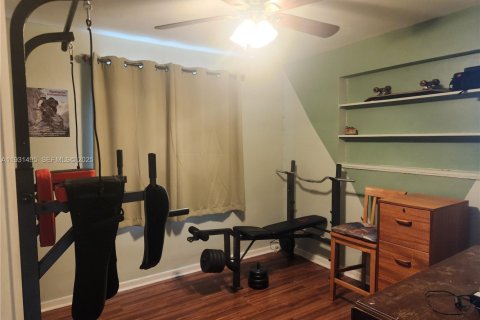 Купить виллу или дом в Холливуд, Флорида 3 спальни, 132.48м2, № 1990125 - фото 13