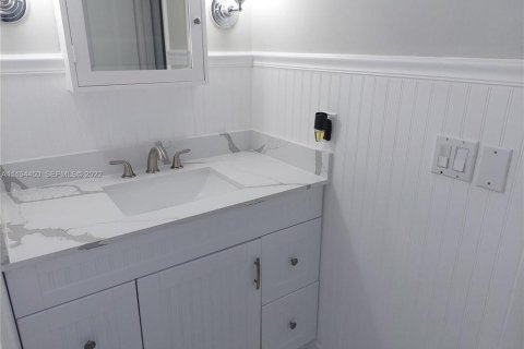 Купить кондоминиум в Форт-Лодердейл, Флорида 3 комнаты, 111.48м2, № 2083278 - фото 10