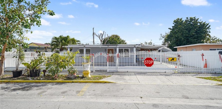 Дом в Хайалиа, Флорида 2 спальни, 120.77м2 № 2032511