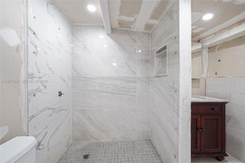 Купить виллу или дом в Хайалиа, Флорида 2 спальни, 120.77м2, № 2032511 - фото 16