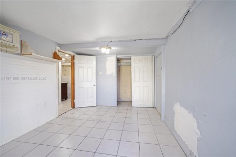 Купить виллу или дом в Хайалиа, Флорида 2 спальни, 120.77м2, № 2032511 - фото 15