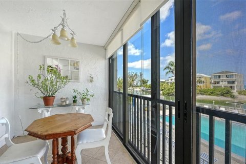 Condominio en venta en Sarasota, Florida, 1 dormitorio, 84.17 m2 № 2214275 - foto 14