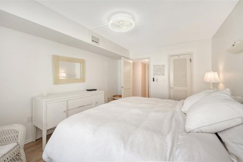 Condominio en venta en Sarasota, Florida, 1 dormitorio, 84.17 m2 № 2214275 - foto 23