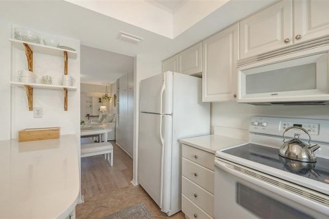 Condominio en venta en Sarasota, Florida, 1 dormitorio, 84.17 m2 № 2214275 - foto 19