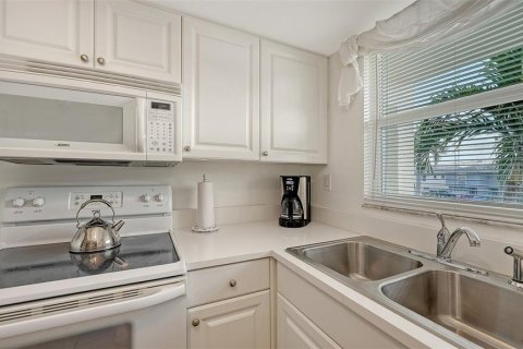 Condominio en venta en Sarasota, Florida, 1 dormitorio, 84.17 m2 № 2214275 - foto 22