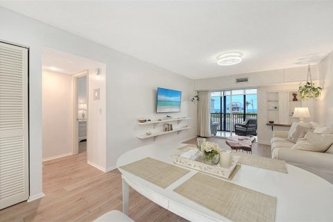 Condominio en venta en Sarasota, Florida, 1 dormitorio, 84.17 m2 № 2214275 - foto 5