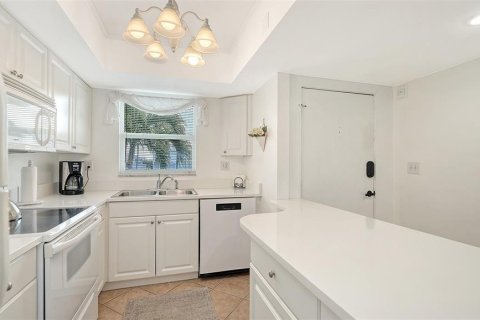 Condominio en venta en Sarasota, Florida, 1 dormitorio, 84.17 m2 № 2214275 - foto 20