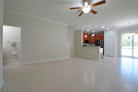 Touwnhouse à louer à Hudson, Floride: 3 chambres, 154.78 m2 № 2155712 - photo 3