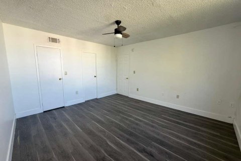 Condo in Lauderhill, Florida, 3 bedrooms № 2087065 - photo 27