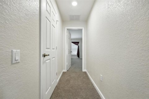 House in Orlando, Florida 4 bedrooms, 189.43 sq.m. № 1908530 - photo 18