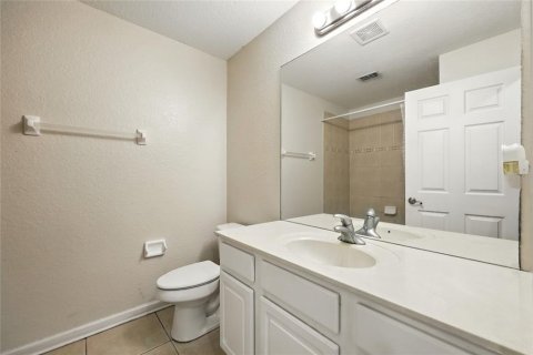 House in Orlando, Florida 4 bedrooms, 189.43 sq.m. № 1908530 - photo 29